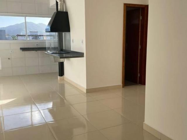 Ótimo apto com 02 dorms, 01 suíte, com área de lazer !