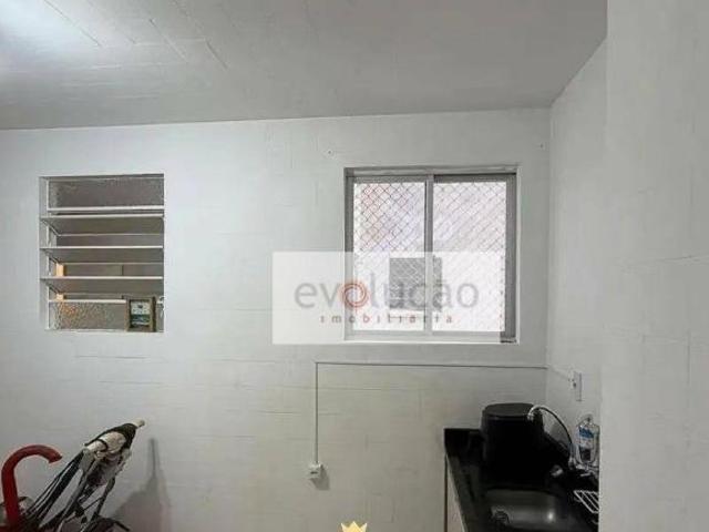 OTIMO APTO EM REGIAO CENTRAL AMPLO