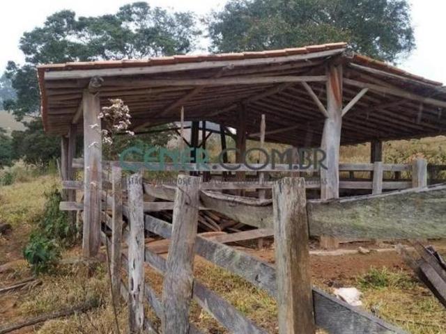 Ótimo Sítio de 5 ha com Ótima Casa Sede em Belo Vale/Bonfim