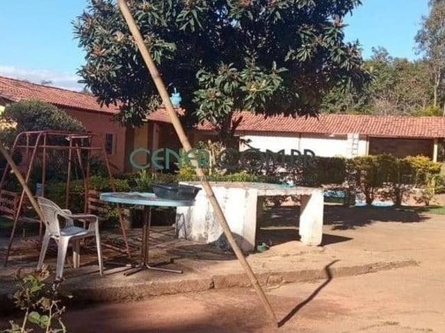 Ótimo Sítio de 3,3 ha em Bonfim com area de Lazer e Piscina