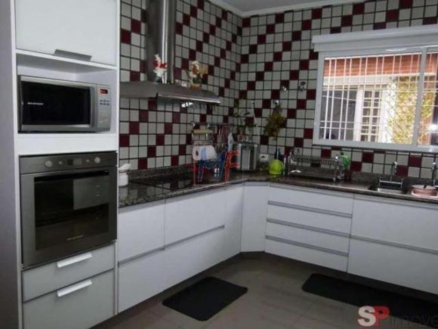 Ótimo sobrado no Pq. Novo Mundo, 275m² a.u 5 quartos 2 suítes, copa, cozinha, sala, salão de fes