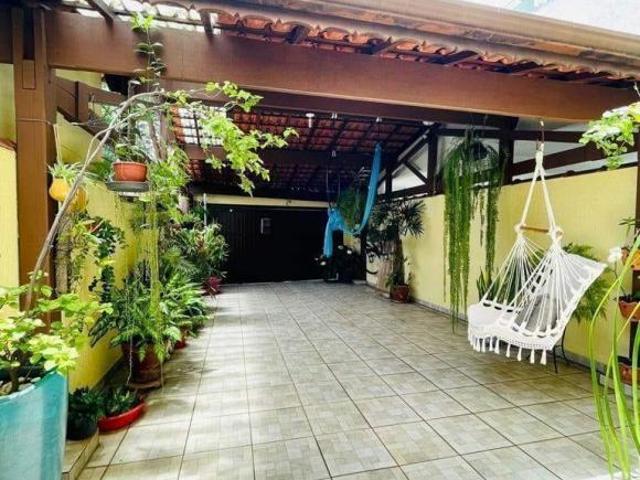 Ótimo sobrado à venda com 4 dormitórios sendo 2 suítes e 3 vagas de garagem, Vila da Saúde, São Paul