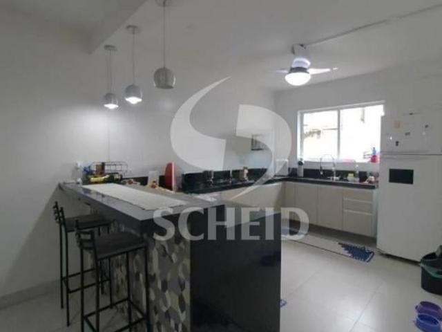 Ótimo sobrado com 3 quartos, 2 vagas cobertas, edícula e quintal na Vila Gea/Cam