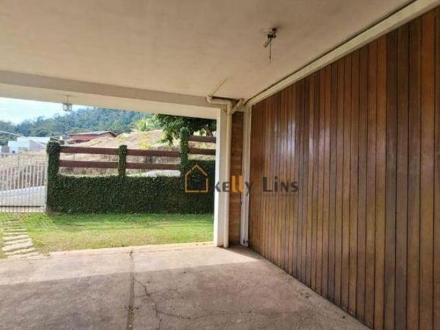 Ótimo sobrado em Monte Alegre do Sul, interior de São Paulo, com vista panorâmica