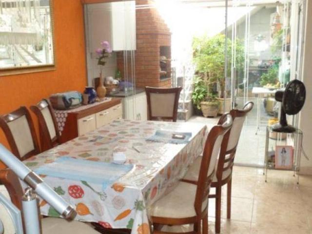 OTIMO SOBRADO EM EXCELENTE LOCALIZACAO
