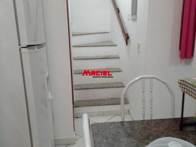 ÓTIMO SOBRADO EM VILLAGIO, 2 DM, SUITE, ACEITA FINANCIAMENTO