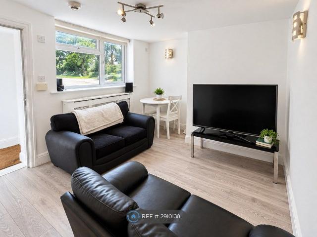 Otley Road, Leeds LS16, 2 bed flat to rent, £1,200 pcm | PrimeLocation