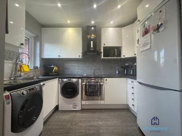 Ottawa Court, Turnford EN10, 2 bed flat to rent, £1,525 pcm | PrimeLocation