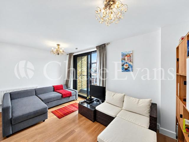 Ottawa House, Maple Quays, Albatross Way, Canada Water, London SE16, 2 bed flat to rent, £2,650 pcm | PrimeLocation