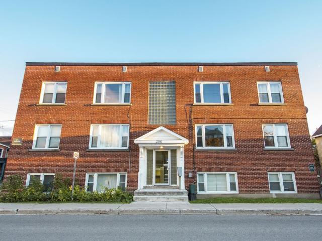 280 Armstrong Street 6 Ottawa, ON K1Y2W7