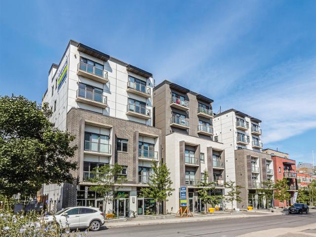 92 Hinton Avenue North 005 Ottawa, ON K1Y 4L1