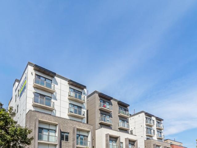 92 Hinton Avenue North 509 Ottawa, ON K1Y 4L1