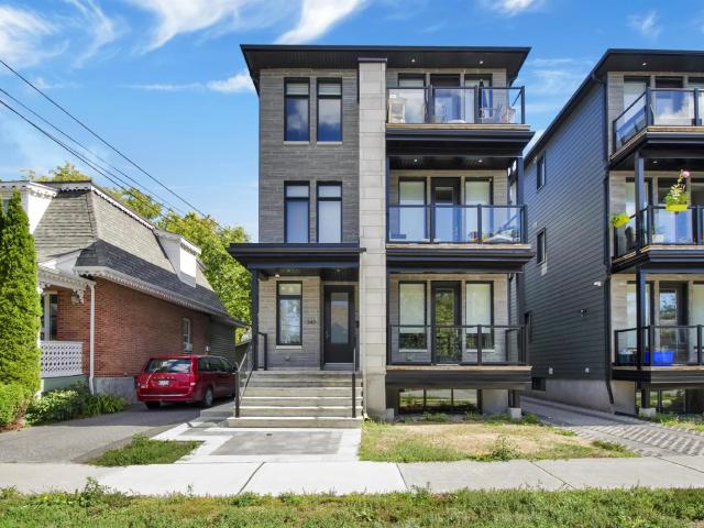 343 Tweedsmuir Avenue C Ottawa, ON K1Z 5N3