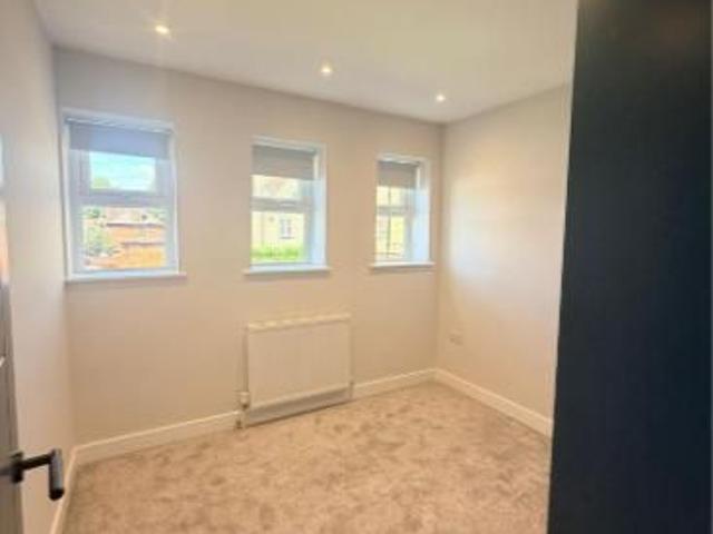 Otterburn House, 8 Bromley Road, Beckenham, London BR3, 2 bed flat to rent, £1,898 pcm | PrimeLocation