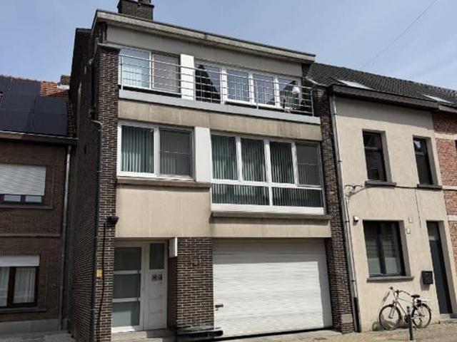 Otterstraat 167 bus 3 te 9200 Sint Gillis