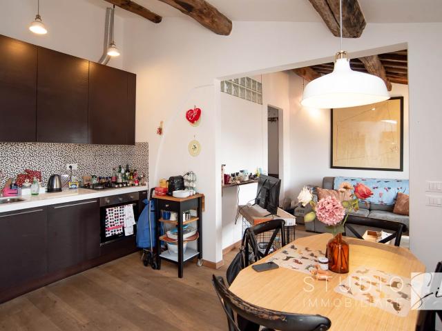Ottimo appartamento con balcone in centro storico a Pistoia