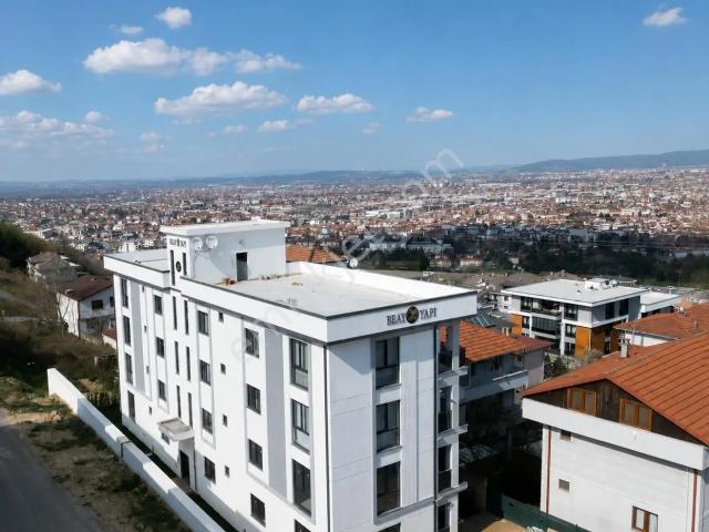 Otuziki Evlerde 3+1 Sıfır Yerden Isıtmalı Daire Remax Vira