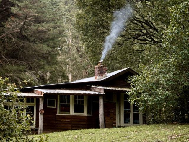 Otways Log Cabin