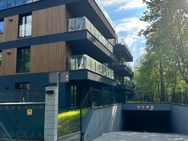 Ekskluzywne 141m² z tarasami w Otwocku, stan deweloperski