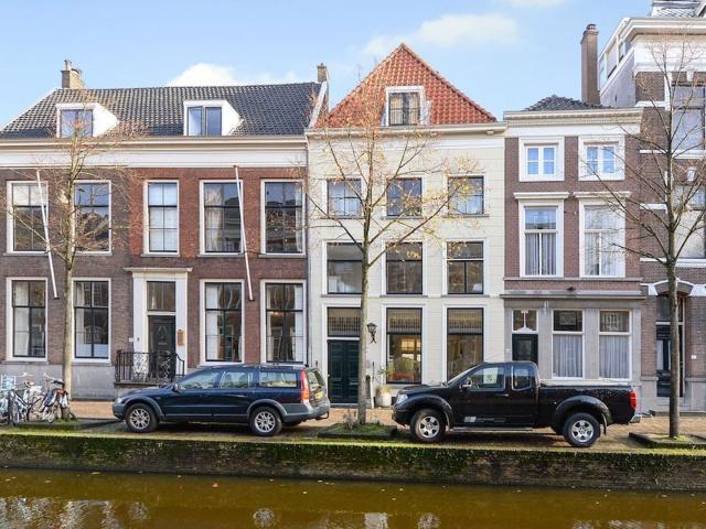 Oude Delft 16