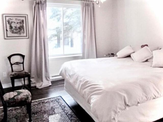Oui c’est disponible! 4 1/2, Saint Sauveur, logement à louer, près de Montréal, Laval