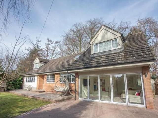 Oulton, Farrer Lane, Leeds, 4 Bedroom Detached