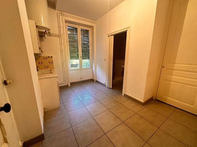 OULLINS T2 Vivre au cœur d’Oullins dans un appartement.
