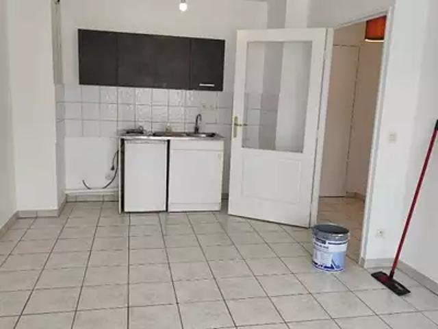 Oullins 69600 Location appartement 2 pièces t2 balcon