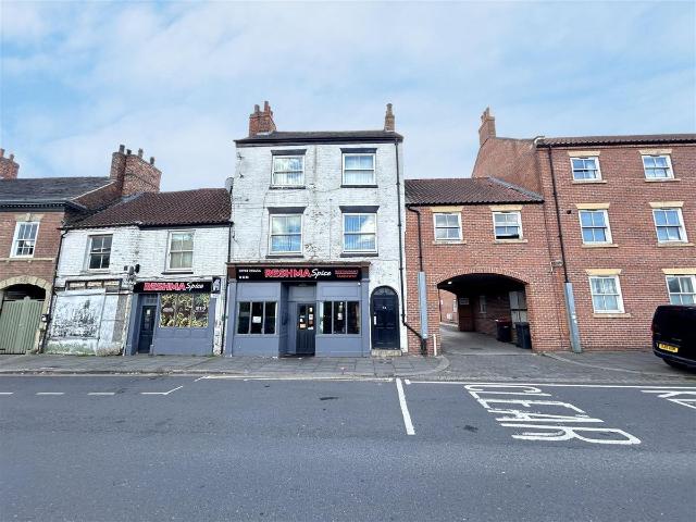 Ousegate, Selby YO8, 1 bed flat to rent, £750 pcm | PrimeLocation