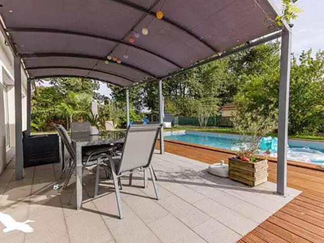 Ousse 64320 Achat / Vente maison 8 pièces t8 au dernier étage