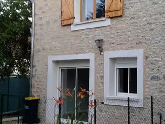 Outarville 45480 Location maison 3 pièces t3 parking