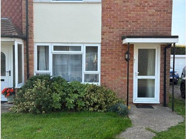 Outerwyke Gardens, Bognor Regis PO22, 2 bed semi detached house to rent, £1,250 pcm | PrimeLocation