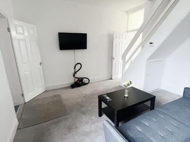Outram Street, Middlesbrough TS1, 3 bed detached house to rent, £850 pcm | PrimeLocation
