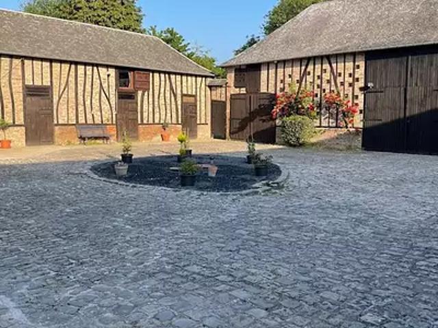 Outrebois 80600 Achat / Vente maison 7 pièces t7 terrasse parking