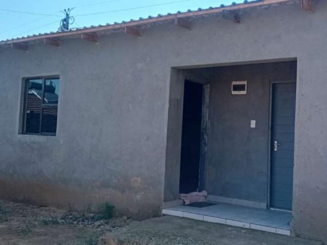 Outside Unit available for rental in Lenasia South