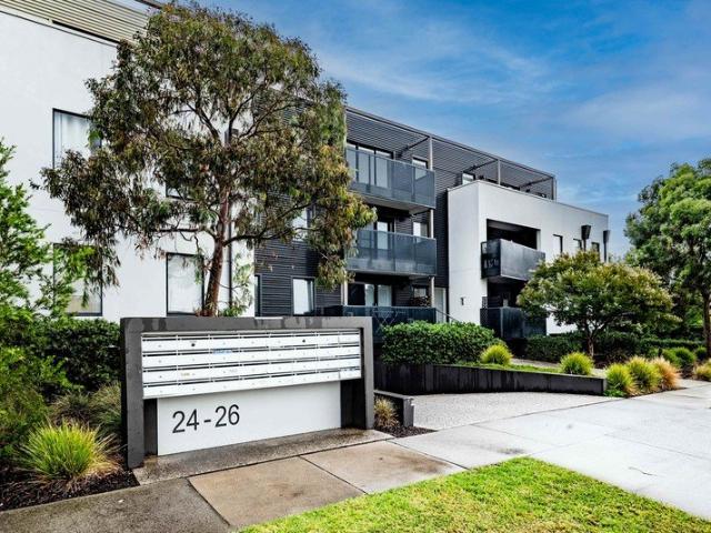 Outstanding 2 bedroom apartment in sought after location