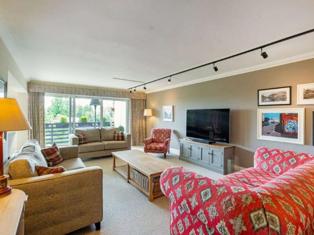 Outstanding Three Bedroom Furnished Apartment with Spectacular Views