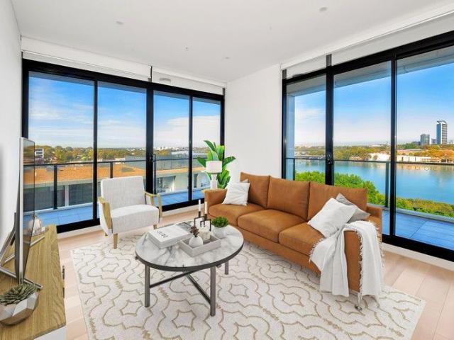 Outstanding Water View