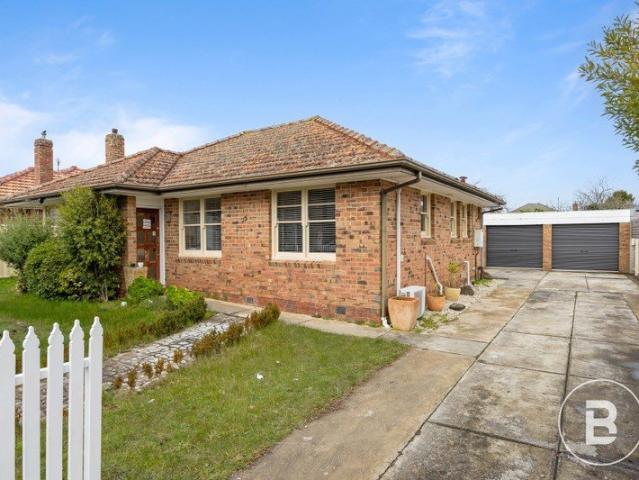 Outstanding Alfredton Brick Veneer on Large Block