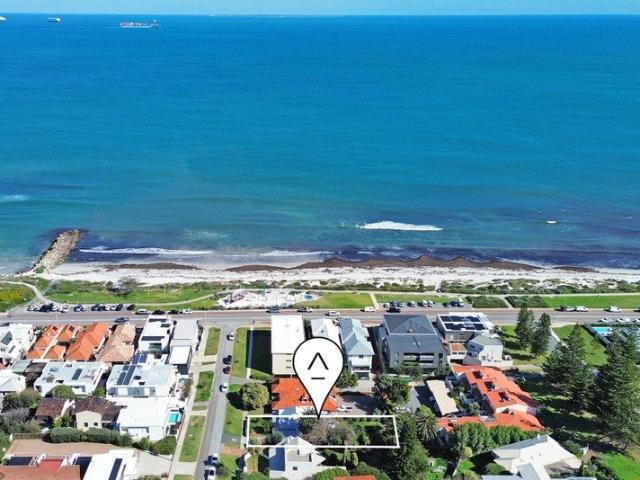 OUTSTANDING BEACHSIDE OPPORTUNITY
