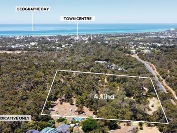 OUTSTANDING DEVELOPMENT OPPORTUNITY Approved 51 Chalet site on towns doorstep!