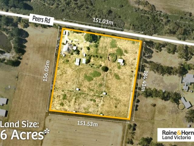 Outstanding Equine Facilities on Approx. 5.7 Acres