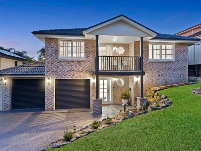 Outstanding Family Home In Sought After Neighbourhood