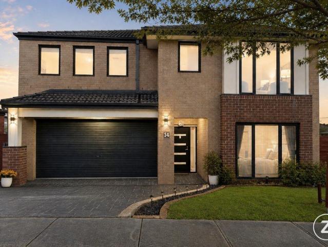 Outstanding Family Lifestyle with Grand Proportions and Exceptional Energy Efficiency