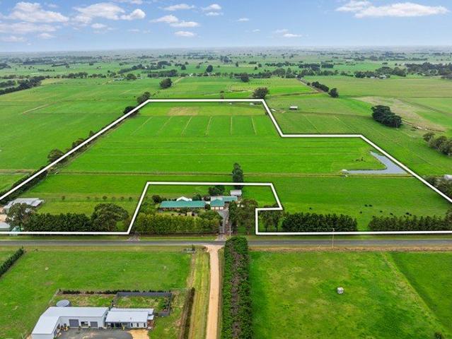 Outstanding Irrigation/Lifestyle Property