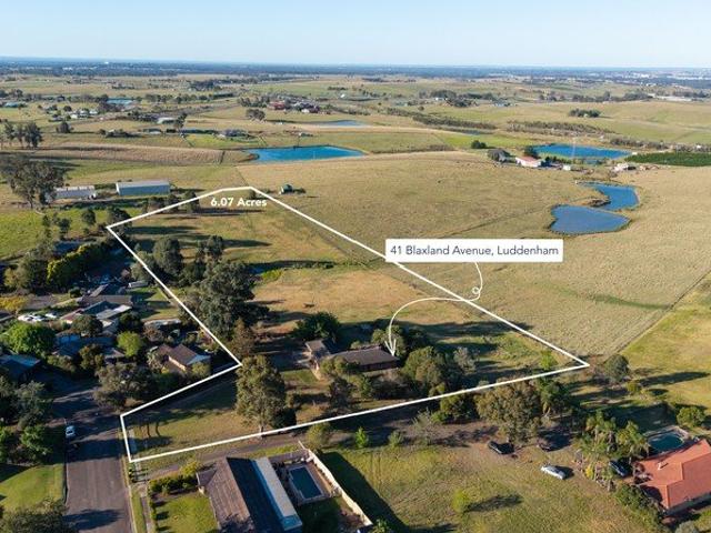 Outstanding Landmark Opportunity
