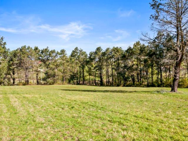 Outstanding lifestyle Opportunity Now $699,000