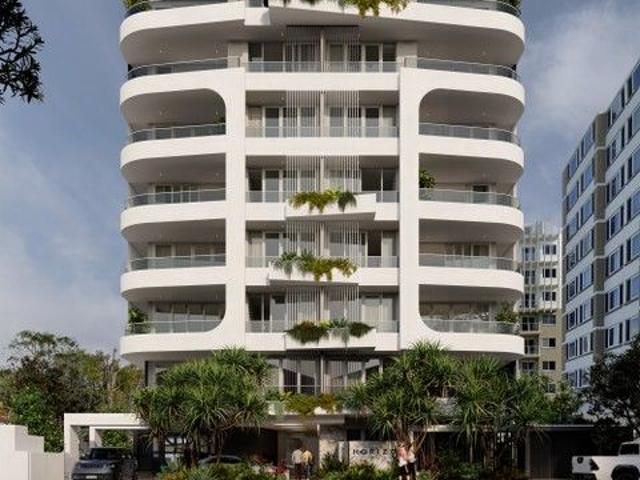 OUTSTANDING LUXURY 3 BED, 3 BATH APARTMENT WITH MEDIA ROOM & STUDY