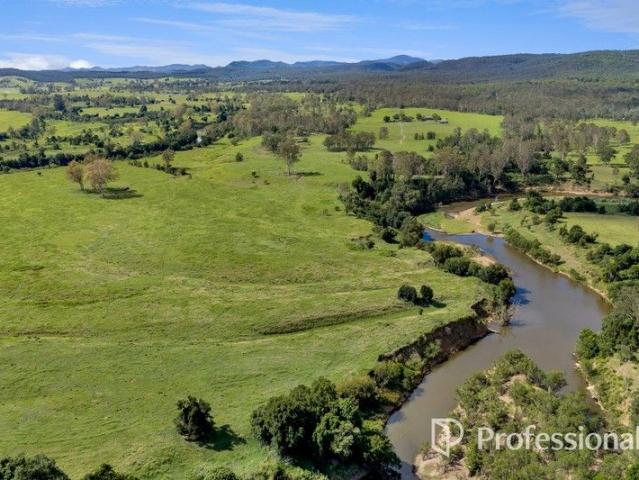 Outstanding Mary River Property With 2.4km Mary River Frontage