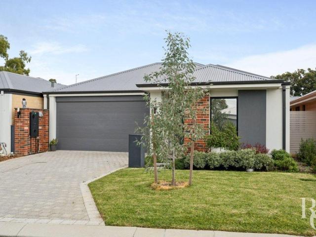 OUTSTANDING PRESENTATION | MODERN FAMILY LIVING | BUILT 2024
